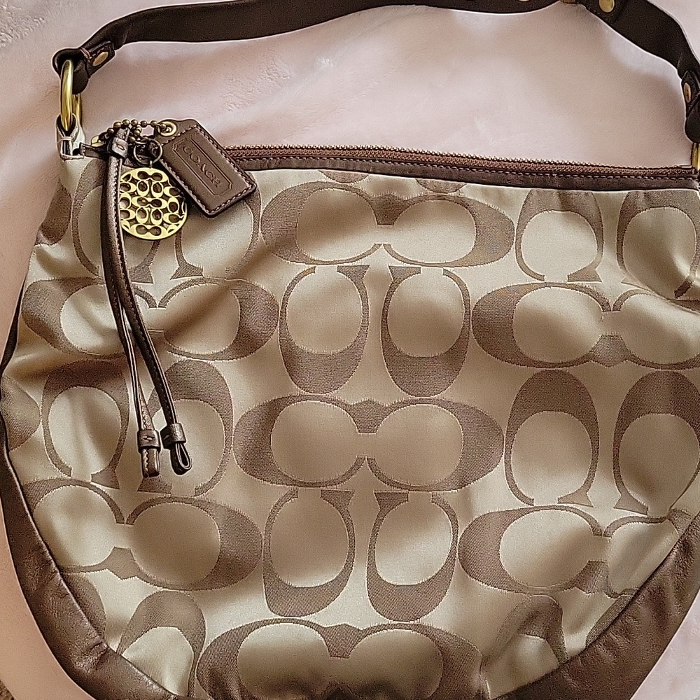 Coach bag - Picture 2 of 4